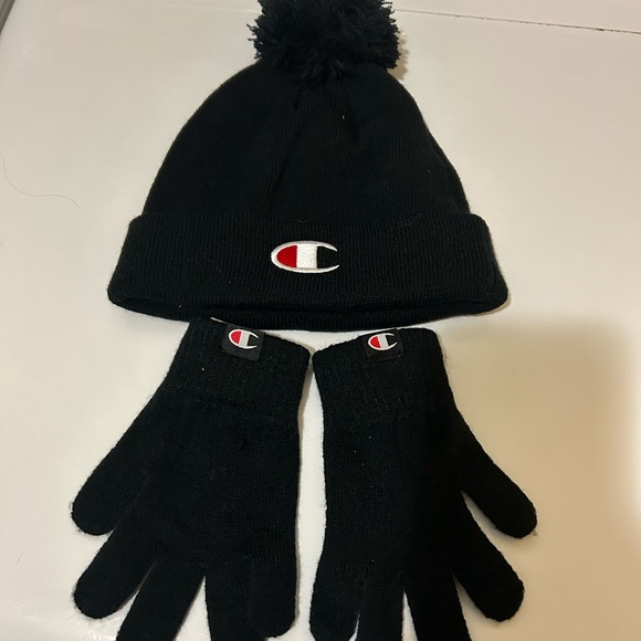 Champion Other - Kids Champion hat and gloves
